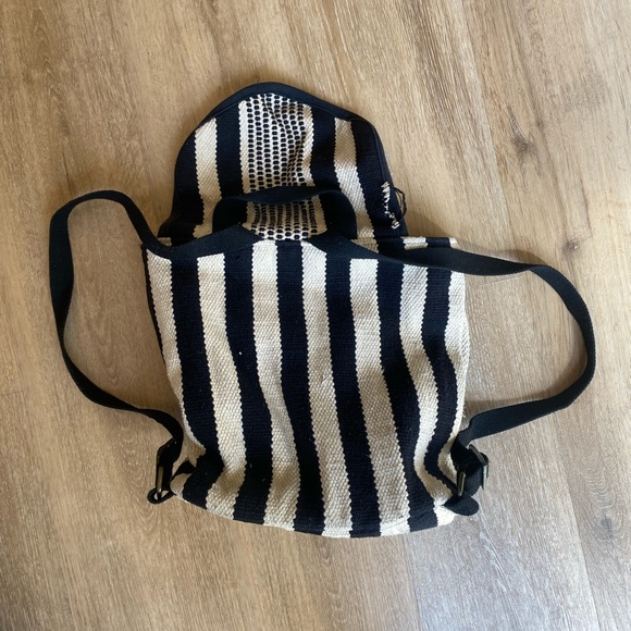 Small backpack - Picture 2 of 4